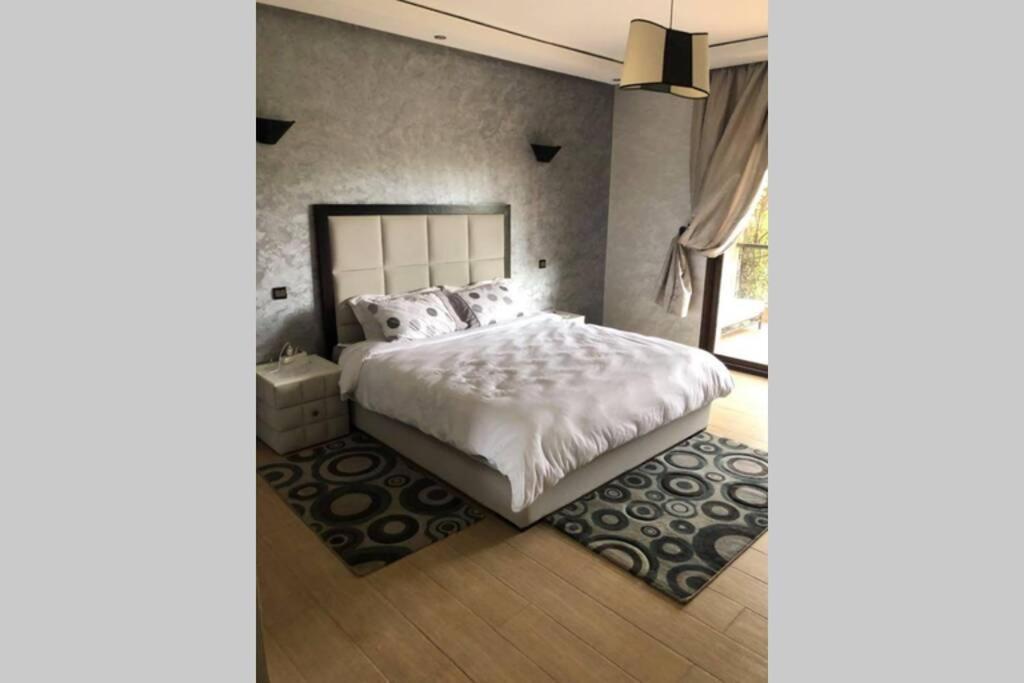 Magnifique Villa Avec Piscine Chauffee Que Pour Famille 마라케시 외부 사진