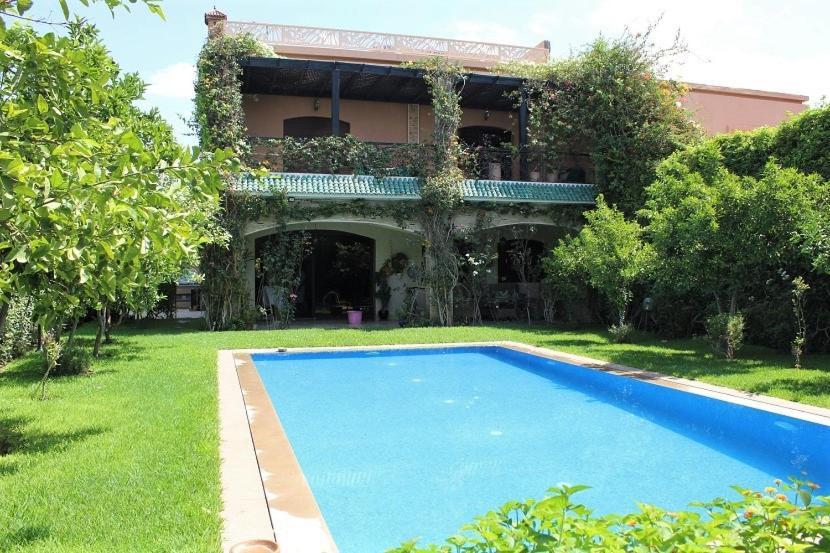 Magnifique Villa Avec Piscine Chauffee Que Pour Famille 마라케시 외부 사진