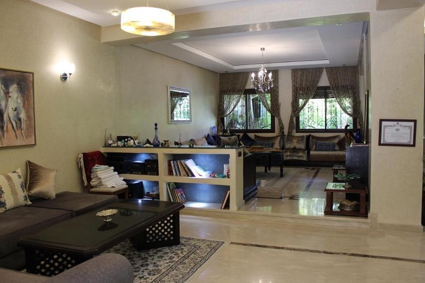 Magnifique Villa Avec Piscine Chauffee Que Pour Famille 마라케시 외부 사진