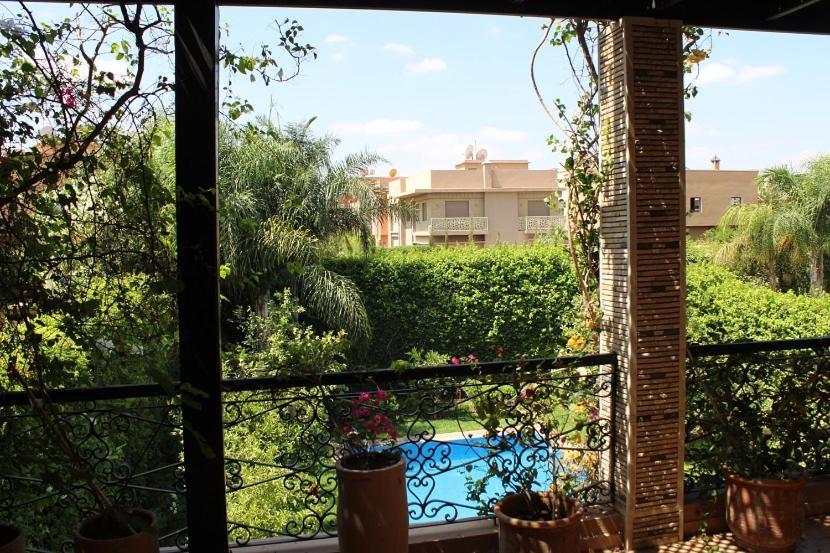 Magnifique Villa Avec Piscine Chauffee Que Pour Famille 마라케시 외부 사진